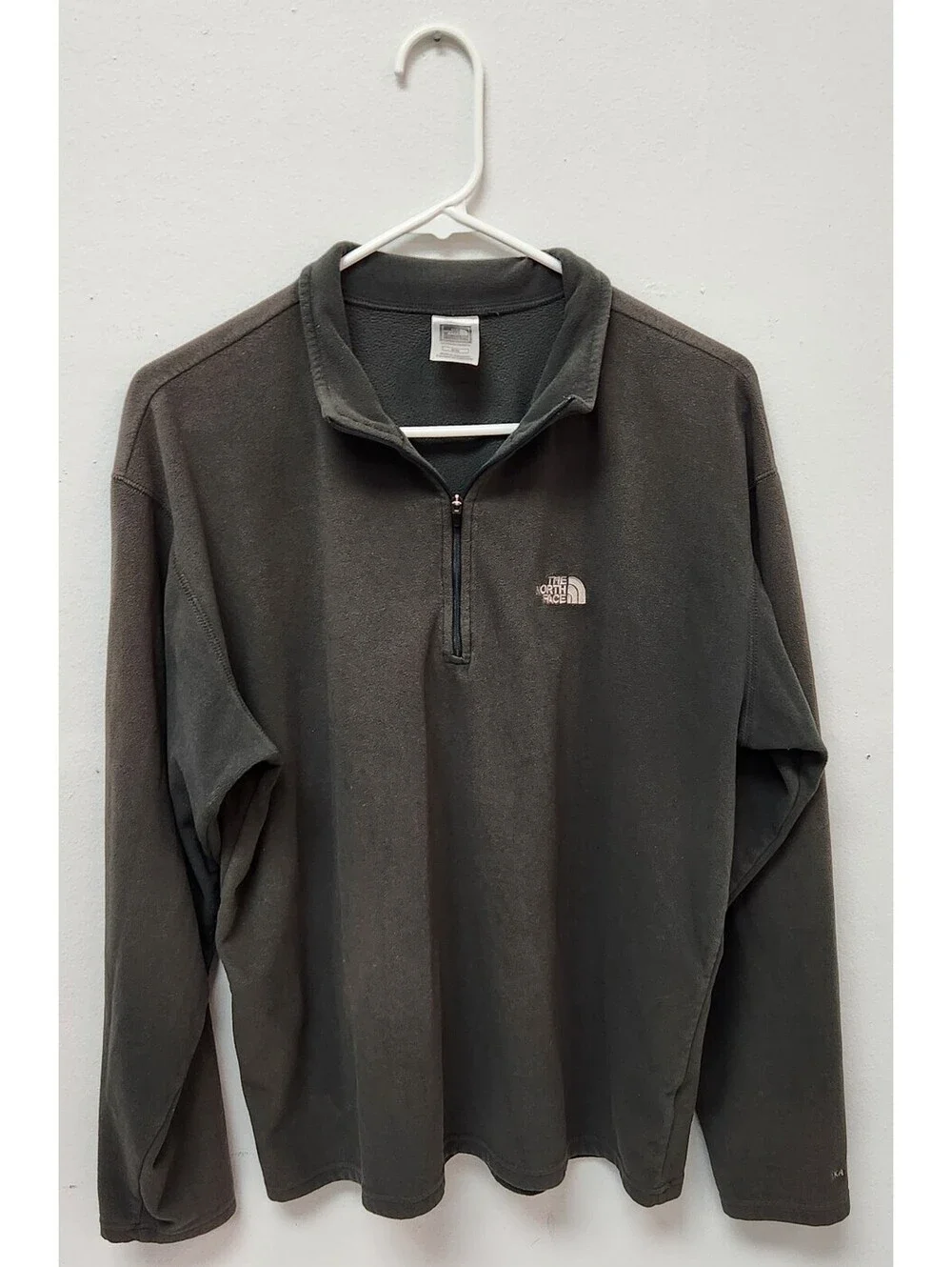 The North Face TKA 100 Fleece Men's Medium 1/4 Zip Pullover Gray Outdoor Gear